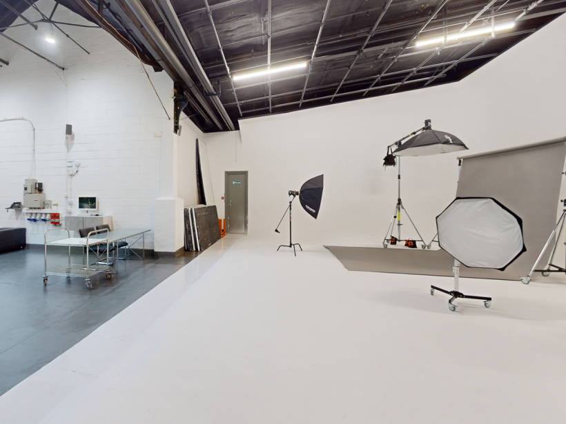 RENTAL STUDIOS