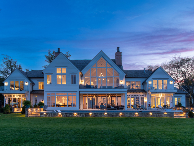 INTERIOR, ARCHITECTURE AND AERIAL PHOTOGRAPHY & MOTION